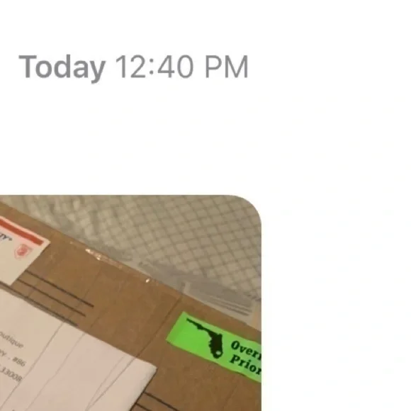 IN LOVE WITH OUR NEW STYLES MYSTERY BOX 2024 - Picture 6 of 8